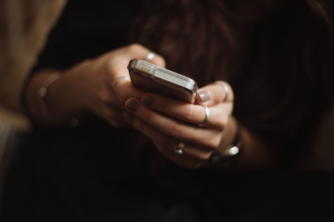 Hoe kun je je schoolkinderen leren over online veiligheid?