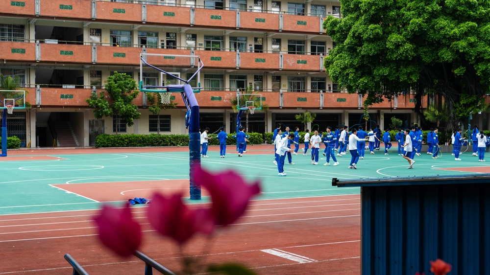 De actieve schooldag vraagt om kleding die meebeweegt